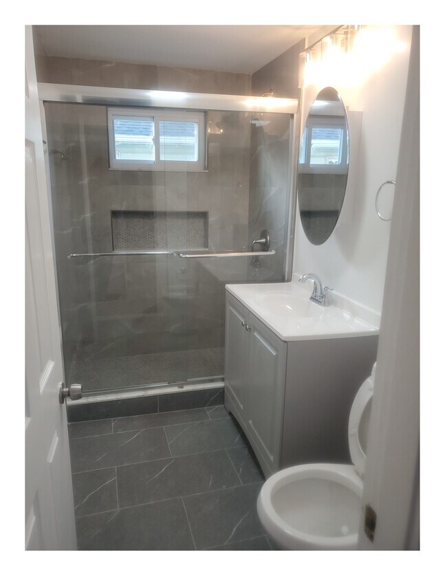 Baño moderno - 73 Frederick Ave Unidad 73 Frederick Ave  2