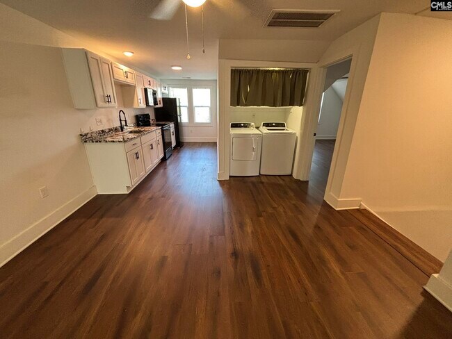 Photo - 329 S Saluda Ave