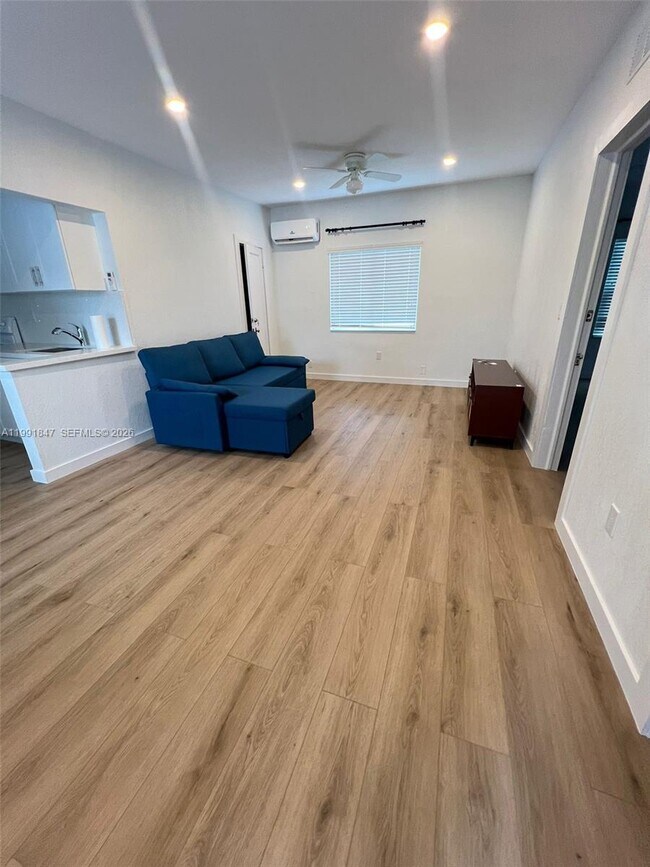 Photo - 2315 Taylor St Unit 1