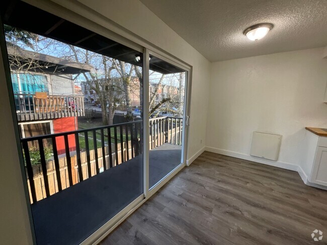 Building Photo - SEA 3421 Unit 4 Rental