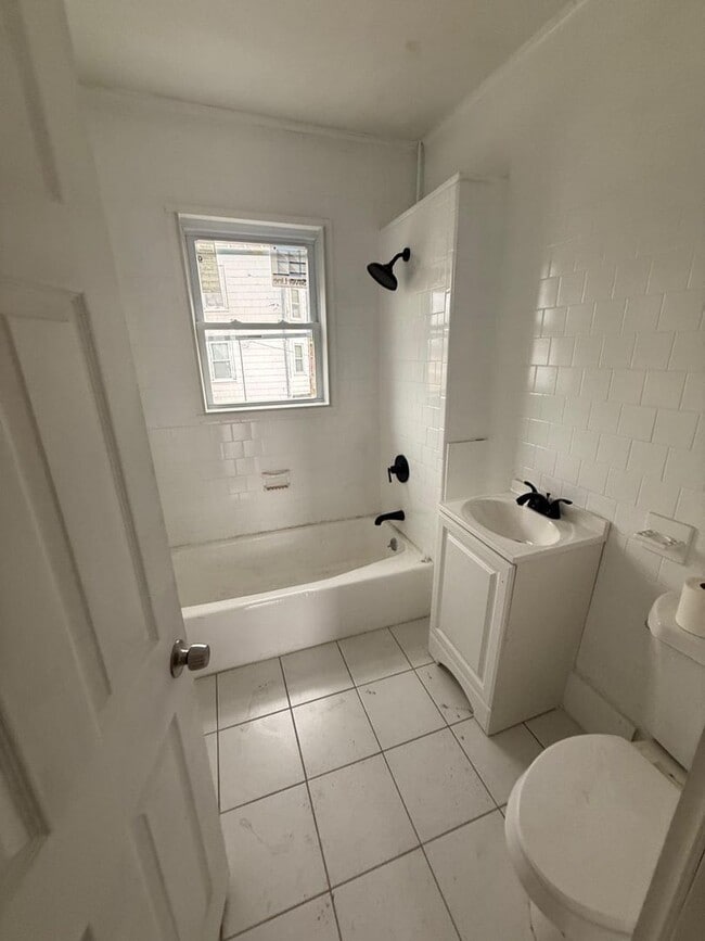 Photo - 65 Charlton St Unit 3