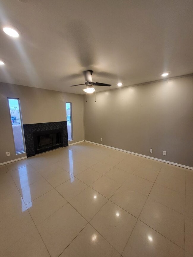 Photo - NE 3 Bedroom 2 Bath 1754/sf home