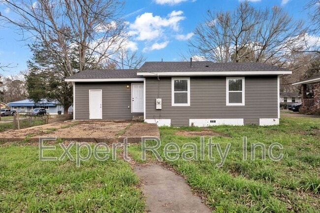 Photo - 532 Athens Ct