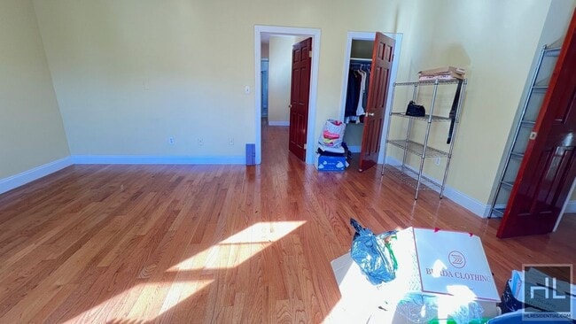 Photo - 502 E 5th St Unidad 3