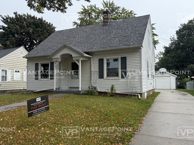 Building Photo - 1137 11th Ave Rental