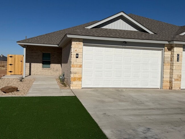 Building Photo - 7024 40th St Unit B