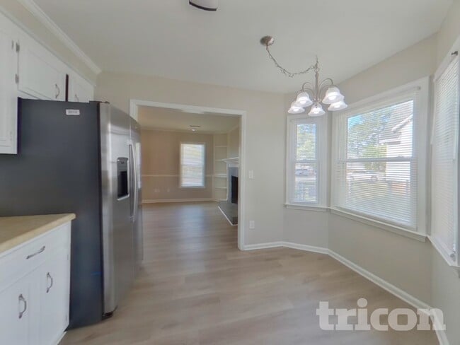 Photo - 308 Kenton Dr