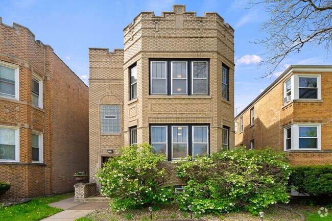 Building Photo - 1639 E 86th Pl Rental