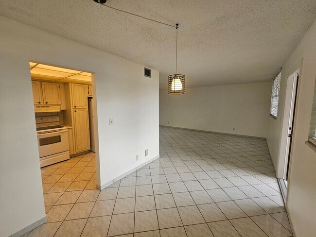 Photo - 1811 Jefferson St Unit 306