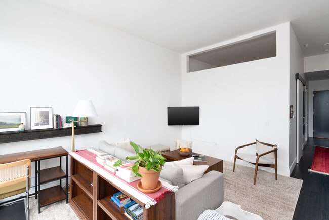 Photo - 550 W Juneau Ave Unidad ID1379004P