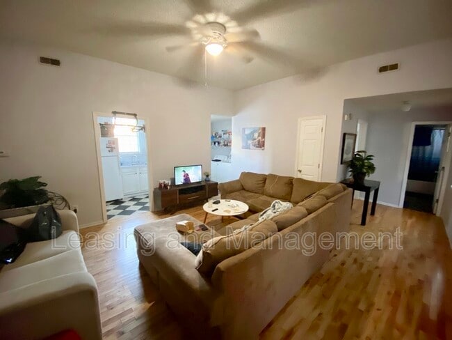 Photo - 146 Line St Unit A