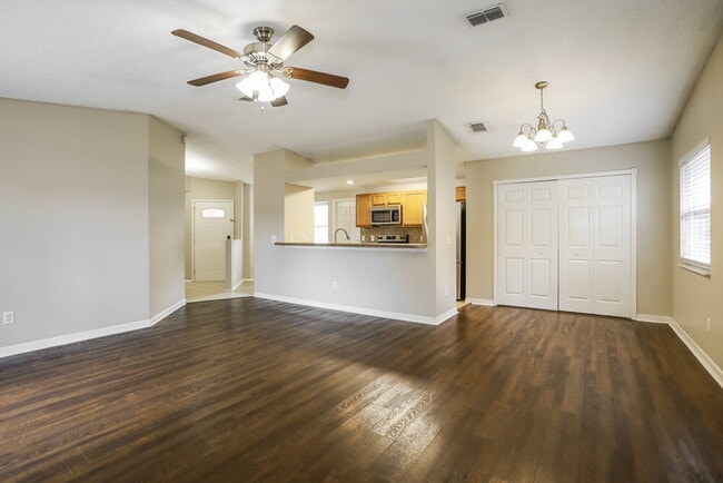 Photo - 8060 Creedmoor Dr