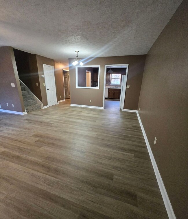 Photo - FRESHLY UPDATED TOWHOME.