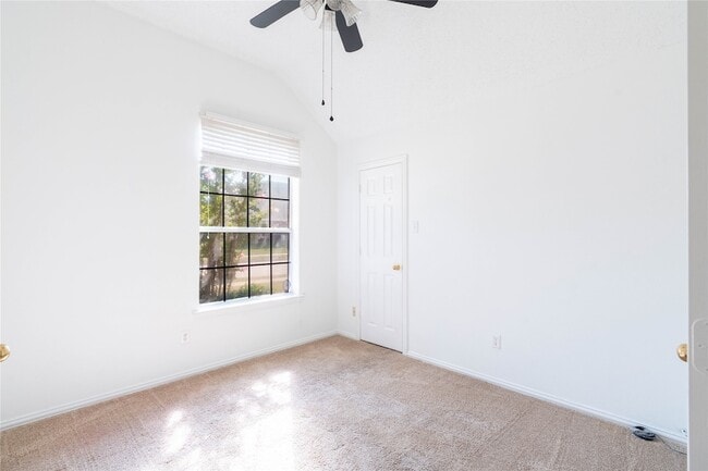 Photo - 904 Westminister Ave