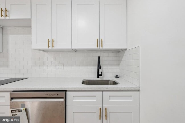 Photo - 1223 Spruce St Unit 3F