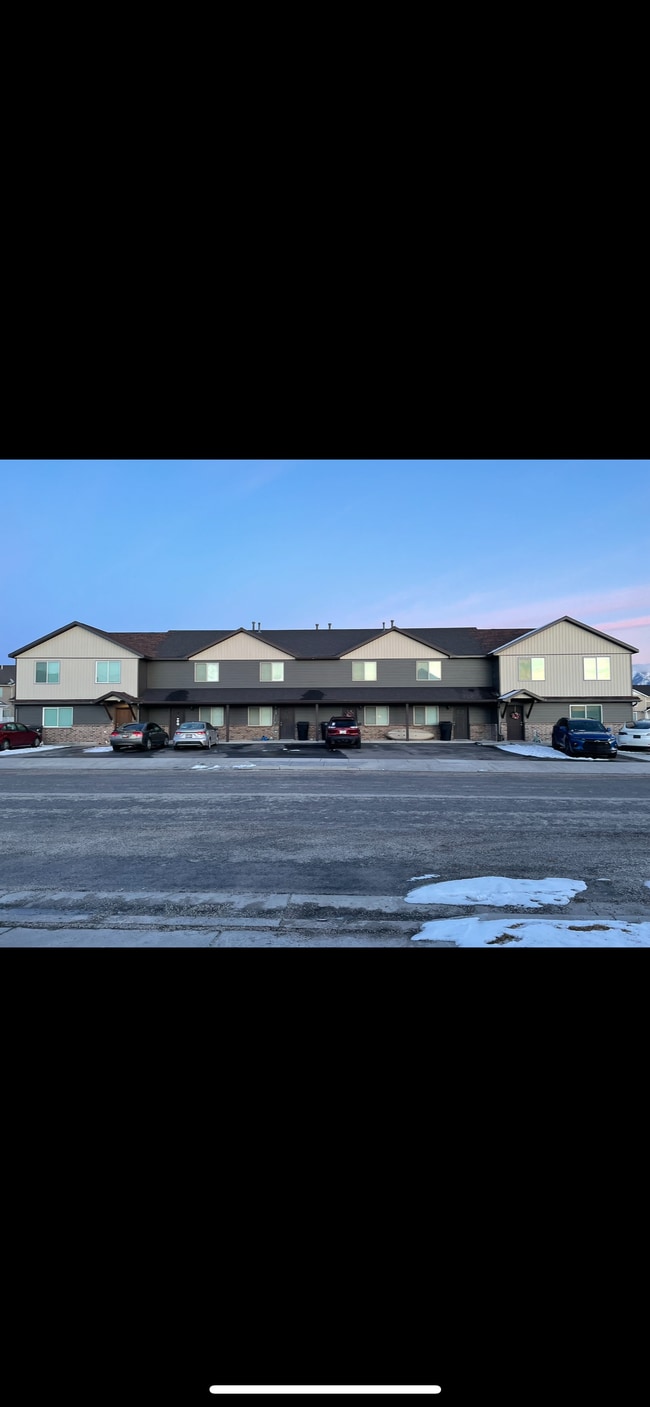 Photo - 468 N 2650 W
