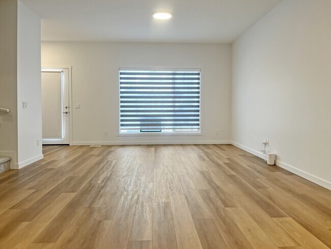 Photo - 3118 Challand Ln