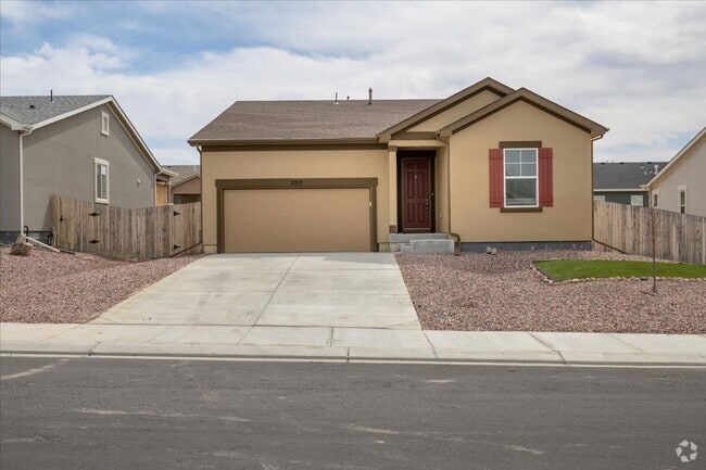 Building Photo - Like new home available now!