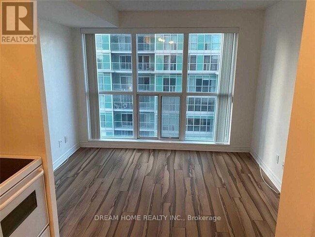 Photo - 50 Town Centre Court