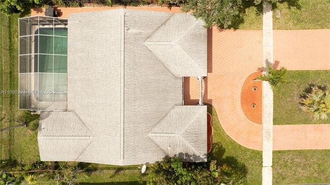 Photo - 8970 Johnson St