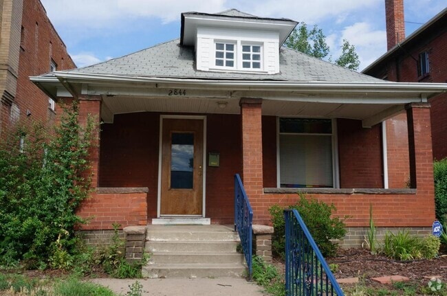 Building Photo - 2844 N Marion St Rental