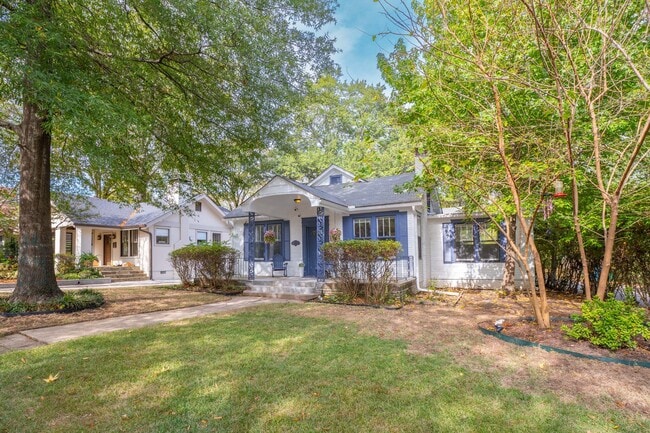 Building Photo - Updated Heights Home with 3 Bedrooms