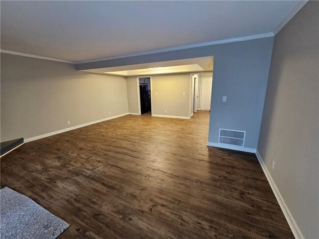 Photo - 6002 Pat Mell Pl SE