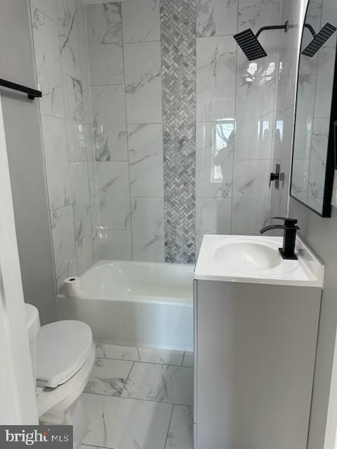 Photo - 2225 W Baltimore St