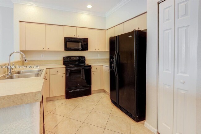 Photo - 2830 SW 83rd Terrace