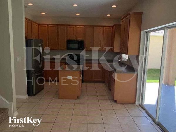 Photo - 1335 Emerald Hill Way