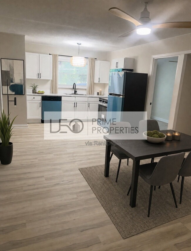 Photo - 3128 Waters Rd SW