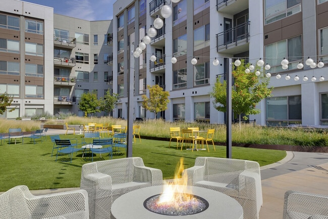 Vue West