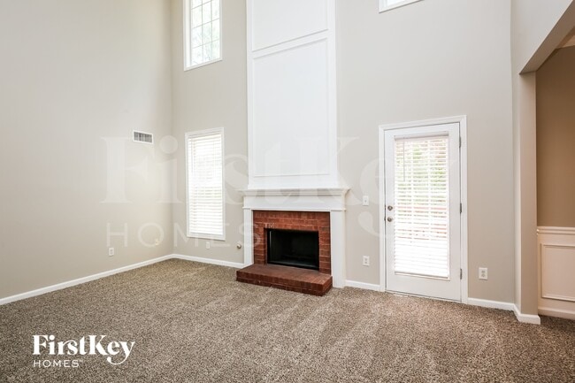 Photo - 235 Lazy Willow Ln