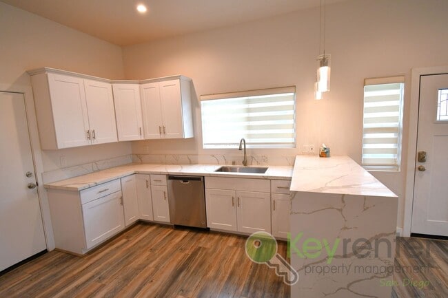 Photo - North Park|Easy Access to I-15, I-8 & Hwy 94| 10–15 Min Walk to Local Eateries & near top-rated M...