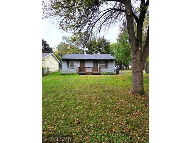 Photo - 653 N 2nd St