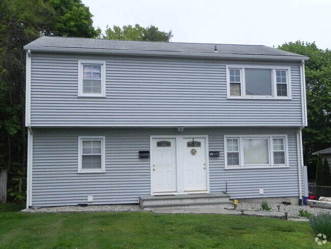 Building Photo - 8 1/2 Girard St Unit 2 Rental