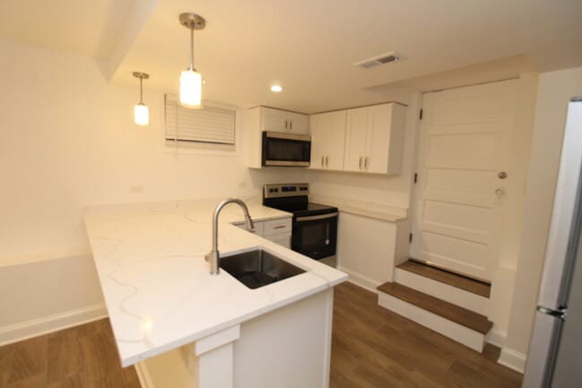 Photo - 5805 N Richmond St Unit G
