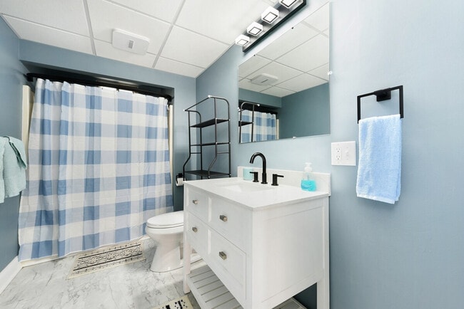 Photo - 444 Oneida St Unidad SI ID1359752P