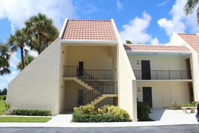 Building Photo - 1705 Presidential Way Unit B101 Rental