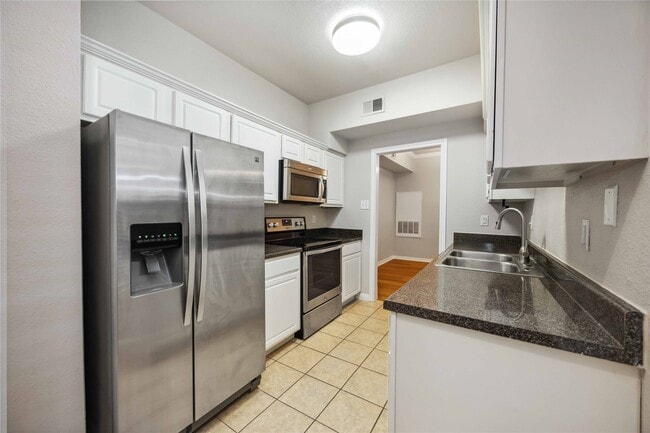Photo - 2255 Braeswood Park Dr Unit 105