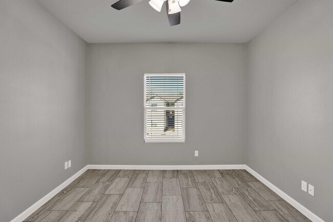 Photo - 4250 Dorel Dr