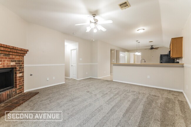 Photo - 3824 Clay Mathis Rd