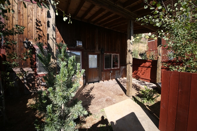 Photo - 751 Sun Pillar Loop