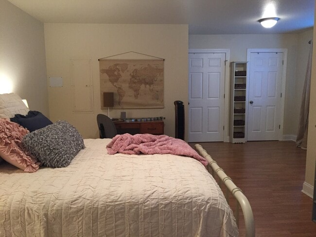 Photo - 114 Stratton St