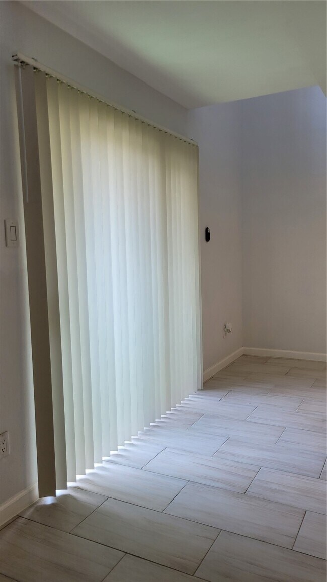 Photo - 2800 Jeanetta St