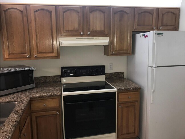 Photo - 6796 Palmetto Cir S Unit 101