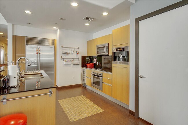 Photo - 1050 Brickell Ave Unidad 3406