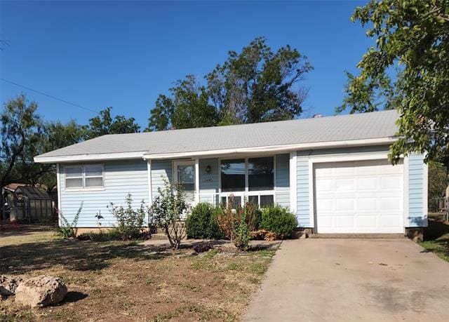 Building Photo - 2440 Ross Ave Rental