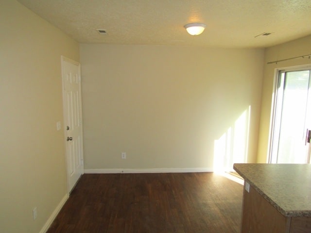 Photo - 1370 N General Dr