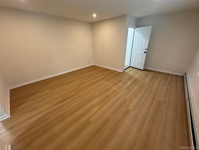 Photo - 98 E Market St Unit C16